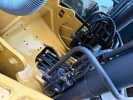 Excavadoras de cadenas 2008 Caterpillar 320D L (20)