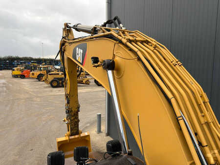 Excavadoras de cadenas 2008 Caterpillar 320D L (26)