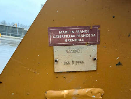 Bulldozere 2012 Caterpillar D6N LGP - U/C 90% - Foldable blade - Ripper (31)