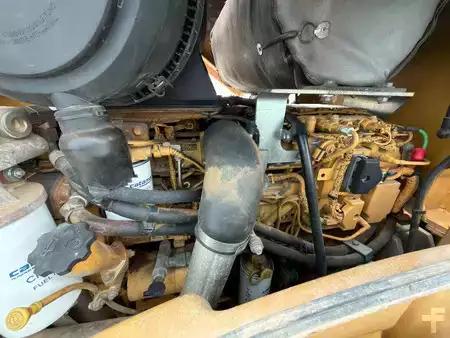Compactador monocilíndrico 2010 Caterpillar CS74 (8)