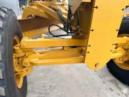 Grader 2015 Caterpillar 140M3 (17)