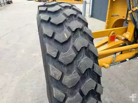 Grader 2015 Caterpillar 140M3 (28)