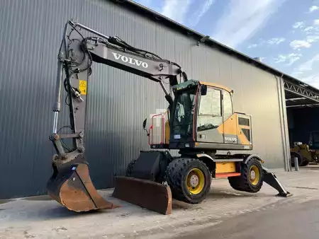 Excavadoras de ruedas 2016 Volvo EWR150E - Stabilizers (1)