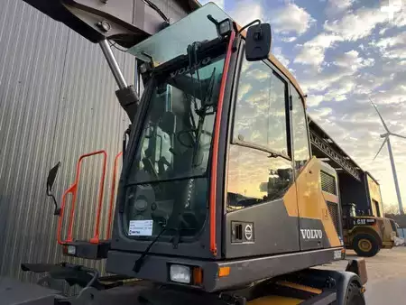 Excavadoras de ruedas 2016 Volvo EWR150E - Stabilizers (12)