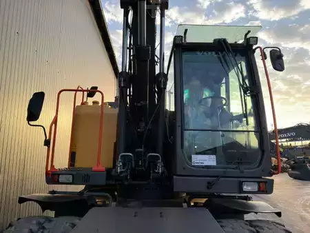 Excavadoras de ruedas 2016 Volvo EWR150E - Stabilizers (13)