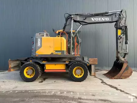 Excavadoras de ruedas 2016 Volvo EWR150E - Stabilizers (7)