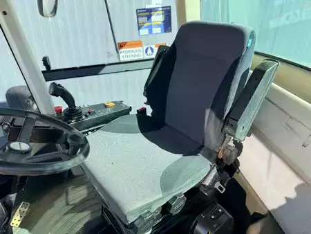 Tiejyrät 2014 Dynapac CA6000D (12)