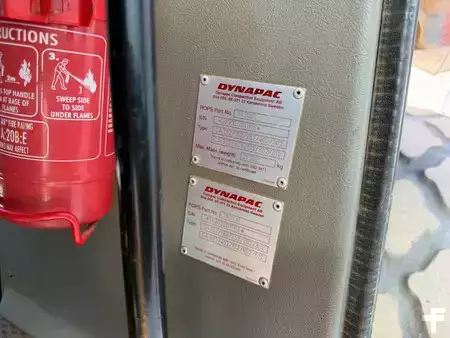 Single drum compactors 2011 Dynapac CA612D (37)
