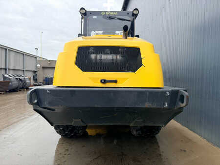 Enkelt tromlekomprimator 2017 BOMAG BW213D-5 (21)