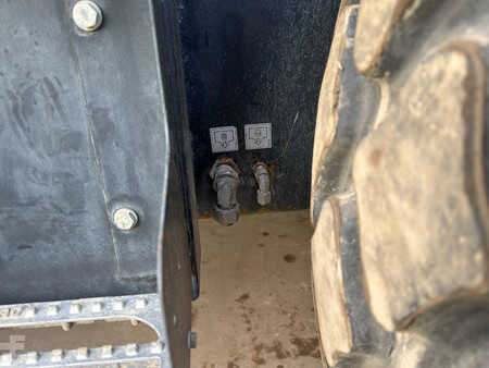 Enkelt tromlekomprimator 2019 BOMAG BW213D-5 (18)