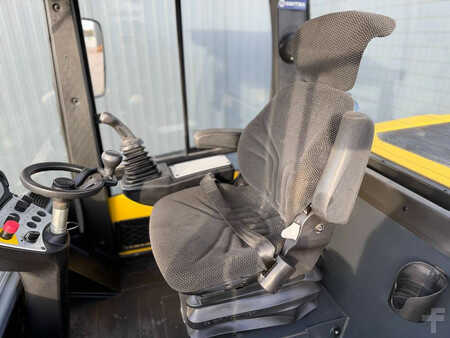 Enkelt tromlekomprimator 2019 BOMAG BW213D-5 (32)