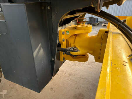 Enkelt tromlekomprimator 2019 BOMAG BW213D-5 (9)