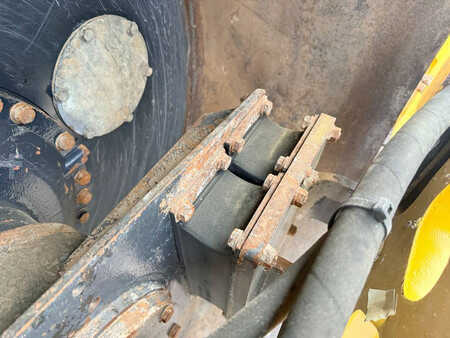 Enkelt tromlekomprimator 2019 BOMAG BW213D-5 (16)