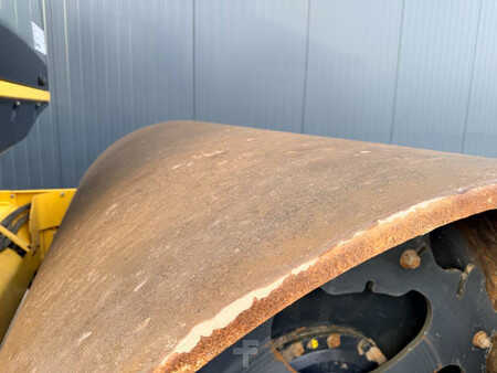 Enkelt tromlekomprimator 2019 BOMAG BW213D-5 (17)