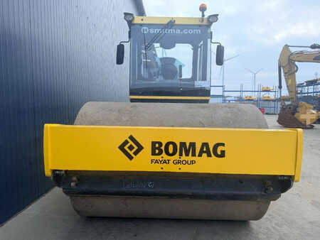 Enkelt tromlekomprimator 2019 BOMAG BW213D-5 (26)