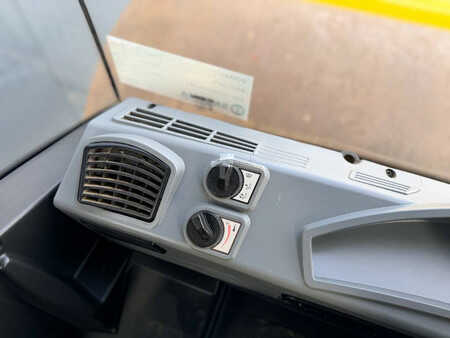 Enkelt tromlekomprimator 2019 BOMAG BW213D-5 (8)