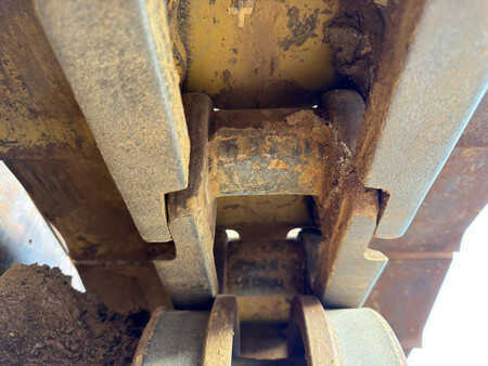 Lánctalpas rakodó 2016 Caterpillar 963K (27)