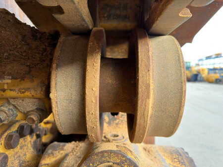 Lánctalpas rakodó 2016 Caterpillar 963K (28)