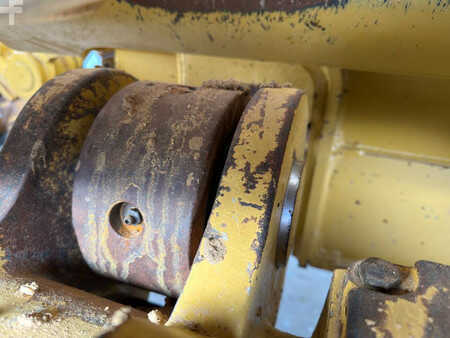 Lánctalpas rakodó 2016 Caterpillar 963K (30)