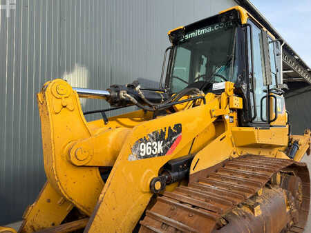 Lánctalpas rakodó 2016 Caterpillar 963K (8)