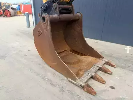Excavadoras de cadenas 2007 Caterpillar 320D L (22)
