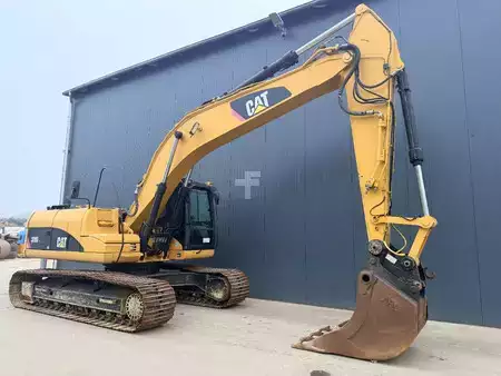 Excavadoras de cadenas 2007 Caterpillar 320D L (3)