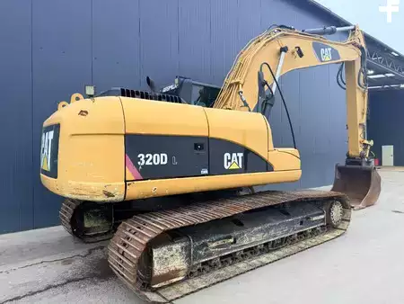 Excavadoras de cadenas 2007 Caterpillar 320D L (4)