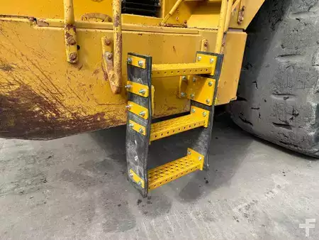 Wielladers 2007 Caterpillar 990H (12)