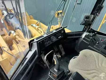 Wielladers 2007 Caterpillar 990H (16)