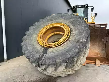 Wielladers 2007 Caterpillar 990H (3)