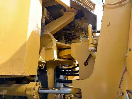 Wielladers 2007 Caterpillar 990H (37)