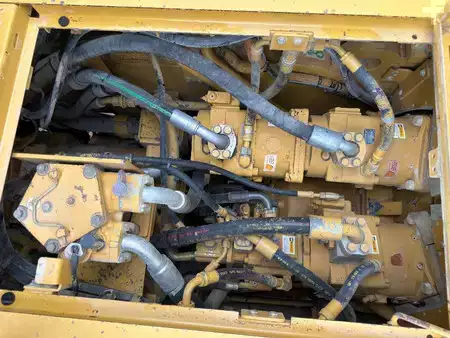 Wielladers 2007 Caterpillar 990H (40)
