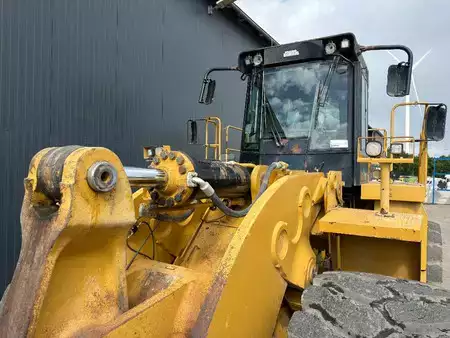 Wielladers 2007 Caterpillar 990H (8)