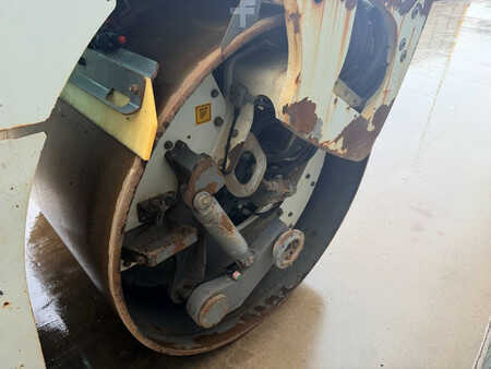 Tandemwalsen 2009 Hamm DV90 VO (16)