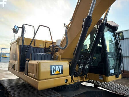 Korečková rýpadla 2019 Caterpillar 323 07B | 70% good U/C (11)