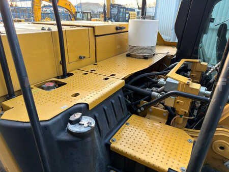 Korečková rýpadla 2019 Caterpillar 323 07B | 70% good U/C (19)