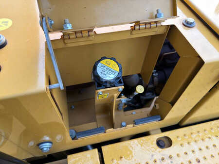 Korečková rýpadla 2019 Caterpillar 323 07B | 70% good U/C (31)