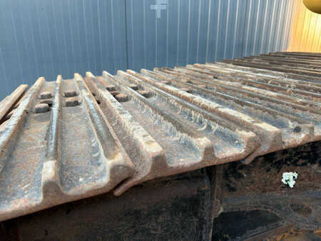 Korečková rýpadla 2019 Caterpillar 323 07B | 70% good U/C (38)