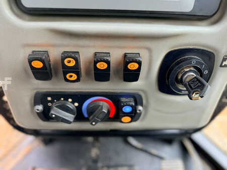 Pásové buldozery 2015 Caterpillar D6N XL - Foldable Blade (11)