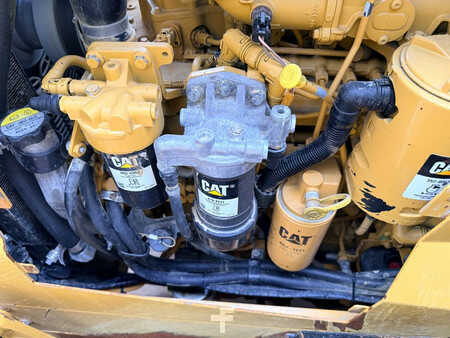 Pásové buldozery 2015 Caterpillar D6N XL - Foldable Blade (27)