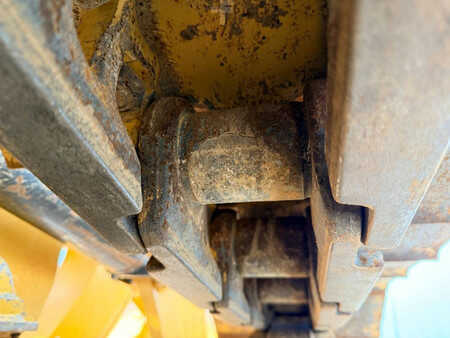 Beltelaster 2007 Caterpillar 963D (28)