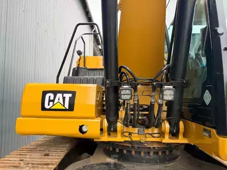 Beltegraver 2018 Caterpillar 323 07A (32)