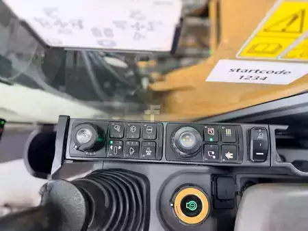 Beltegraver 2018 Caterpillar 323 07A (37)