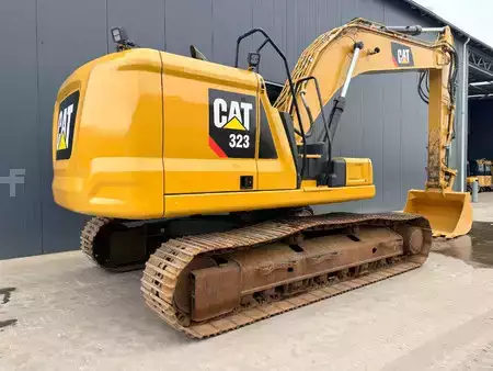 Beltegraver 2018 Caterpillar 323 07A (4)