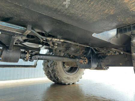 Escavatori gommati 2015 Caterpillar M318F (18)