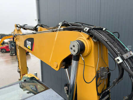 Escavatori gommati 2015 Caterpillar M318F (36)