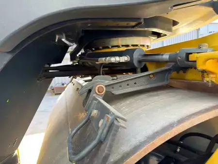 Tandemové válce 2014 BOMAG BW174AP-4i AM (33)