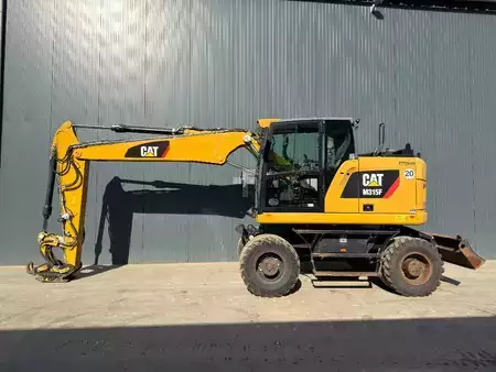 Excavadoras de ruedas 2017 Caterpillar M315F - With OilQuick (2)