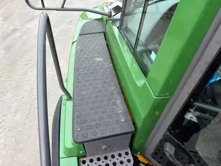 Nivelohjatut dumpperit 2013 Volvo A30F (15)