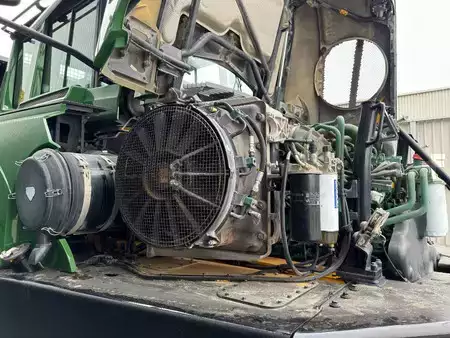 Nivelohjatut dumpperit 2013 Volvo A30F (20)